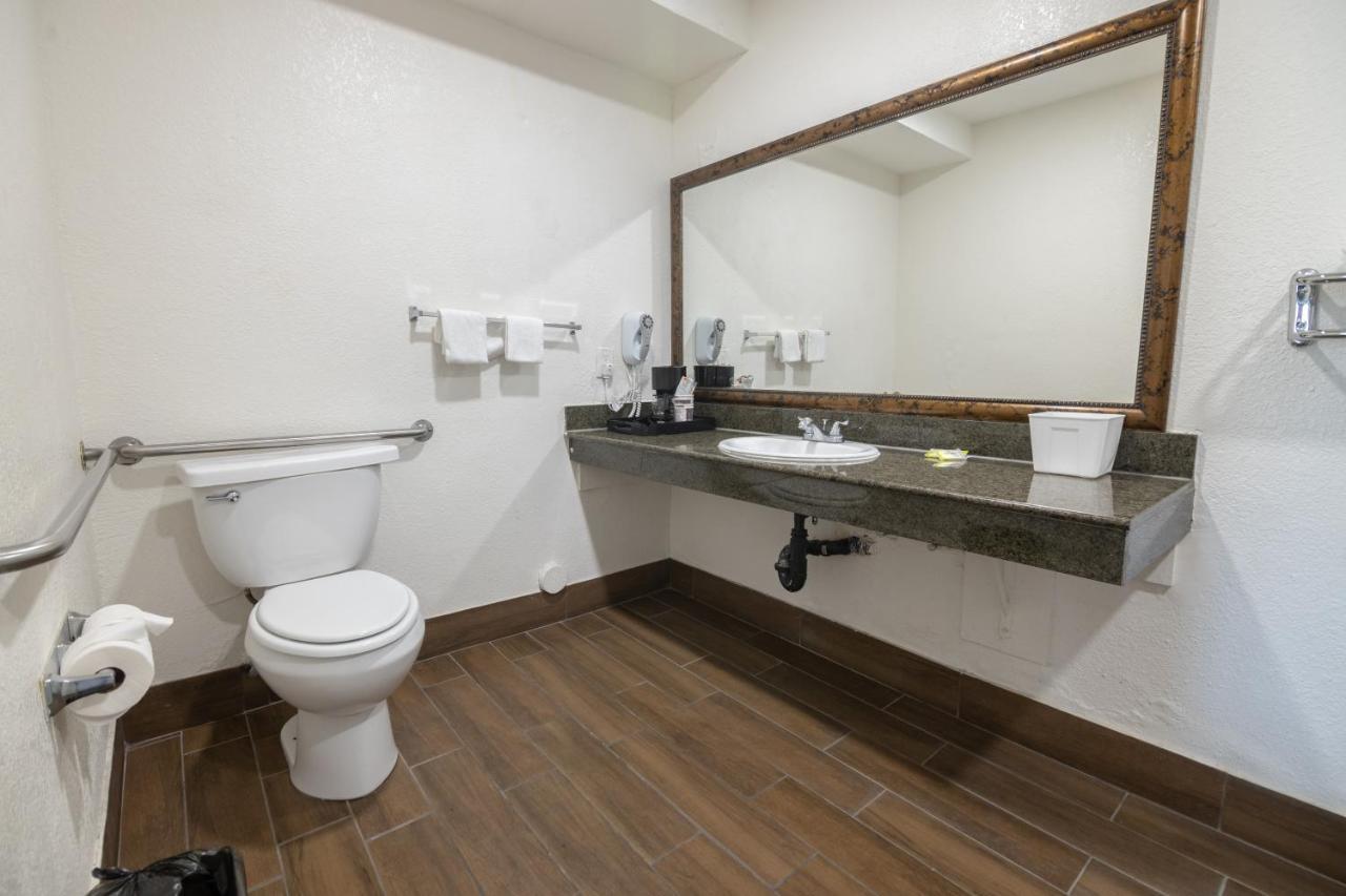 Hospitality Inn San Bernardino Dış mekan fotoğraf