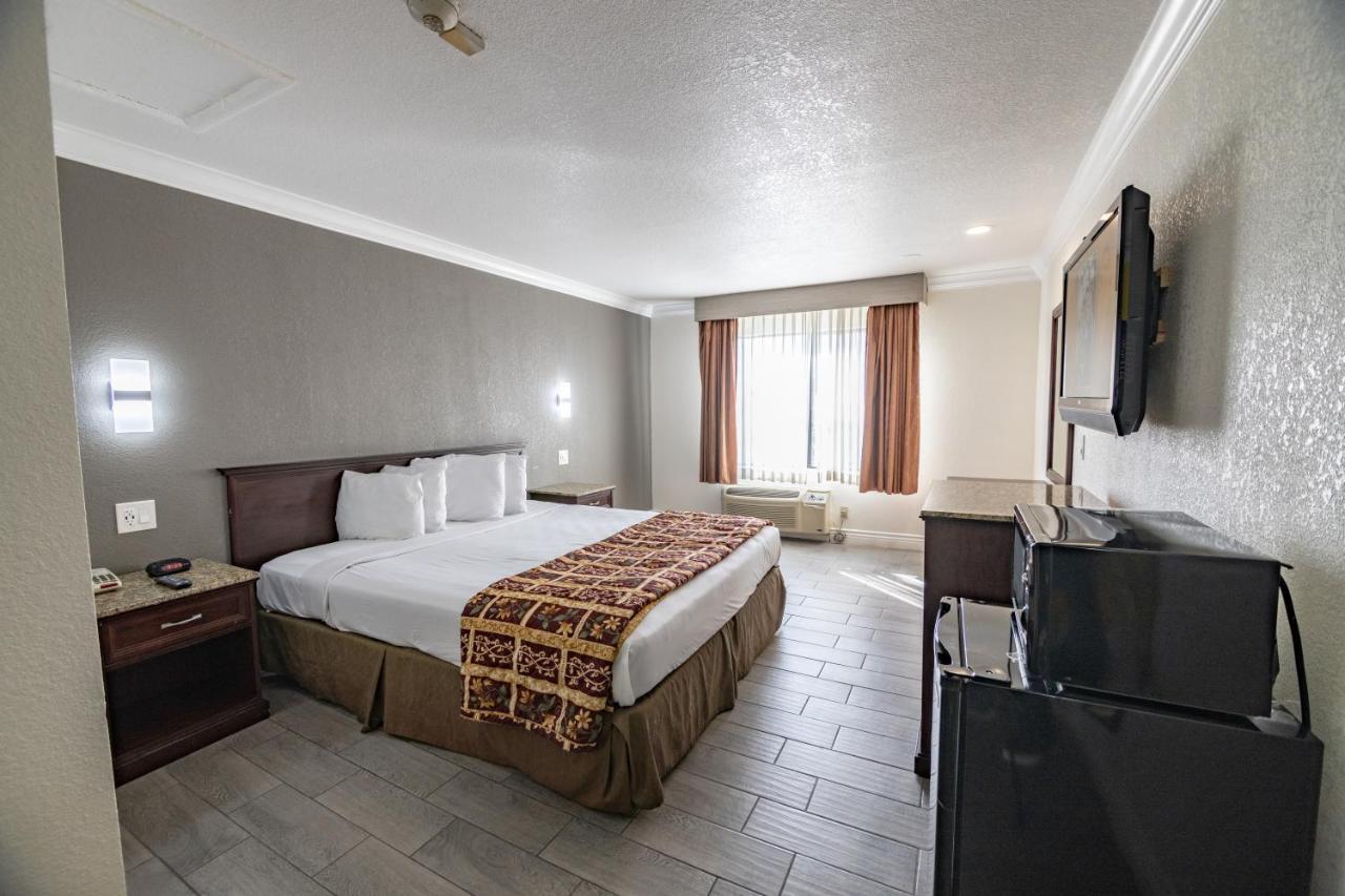 Hospitality Inn San Bernardino Dış mekan fotoğraf