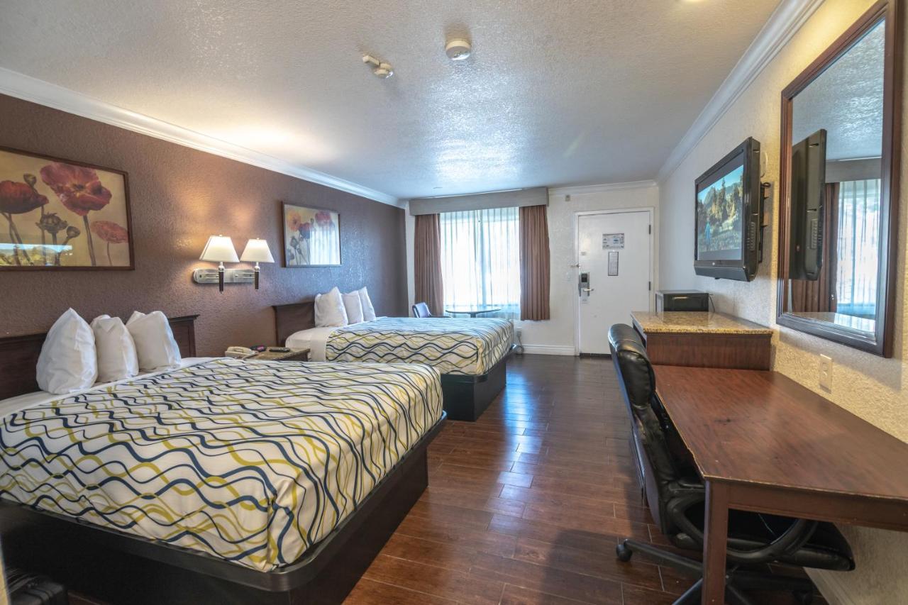 Hospitality Inn San Bernardino Dış mekan fotoğraf