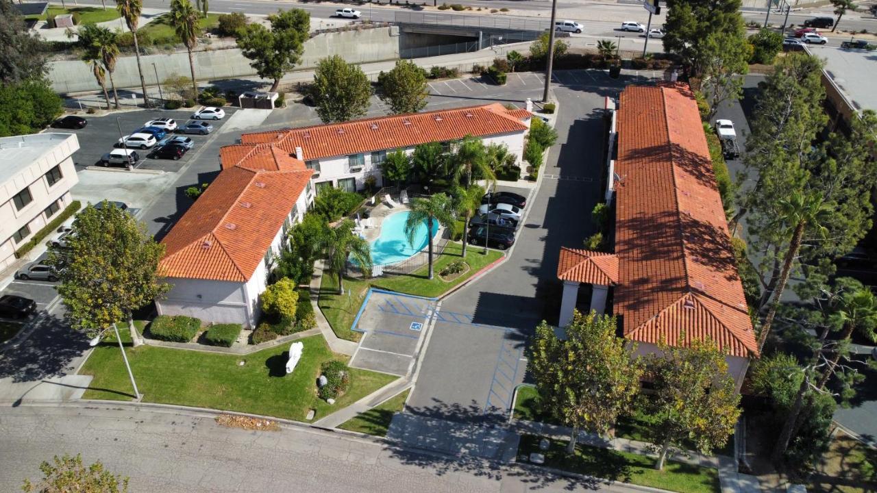 Hospitality Inn San Bernardino Dış mekan fotoğraf