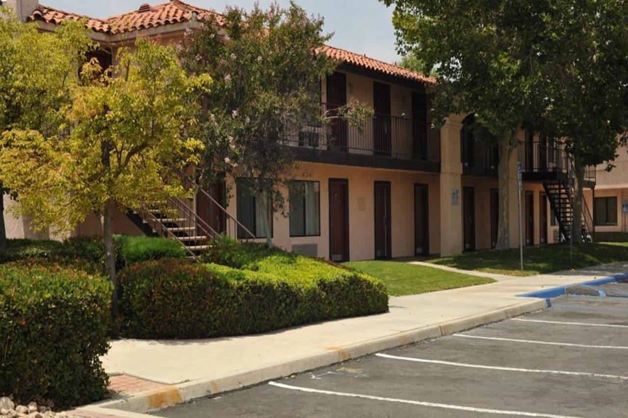 Hospitality Inn San Bernardino Dış mekan fotoğraf