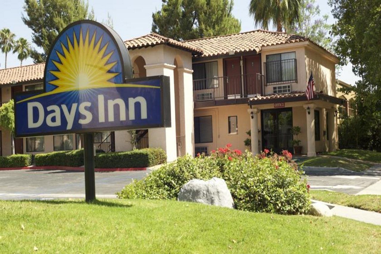 Hospitality Inn San Bernardino Dış mekan fotoğraf